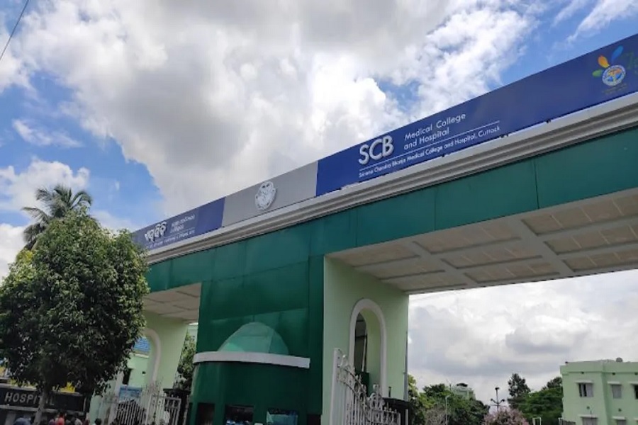 मेडिकल कॉलेज में मरीज की मौत के मामले में पुलिस को सफलता, CCTV की जांच के बाद 2 अरेस्ट 