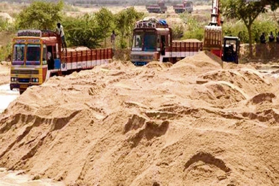 sand1.jpg