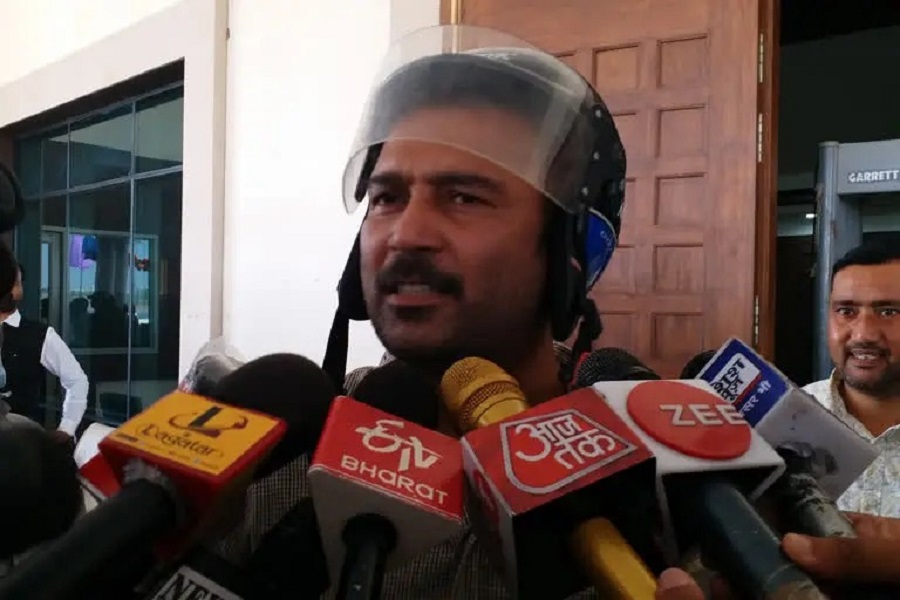 sudesh_helmet.jpg