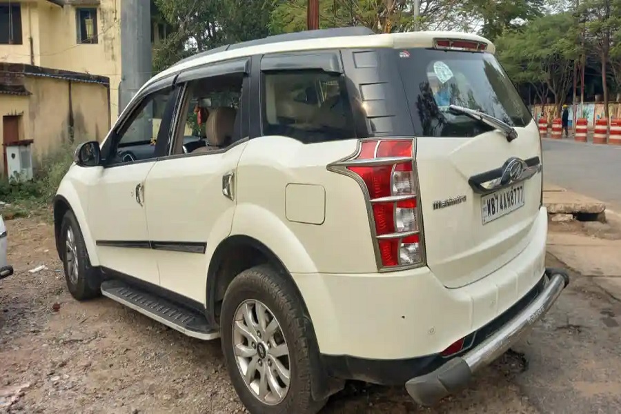 xuv.jpg