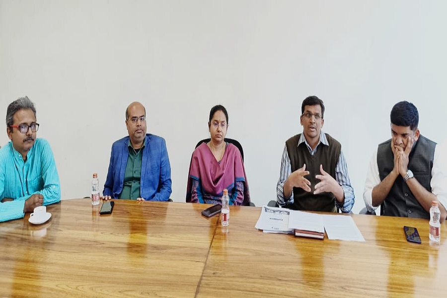 दूदू.jpg