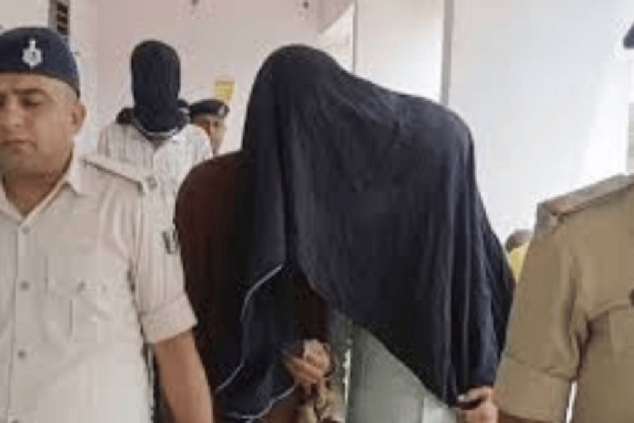 नीट_पेपर.jpg