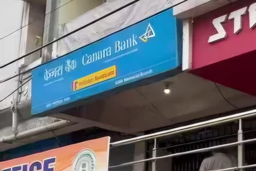 मोलोीो.jpg