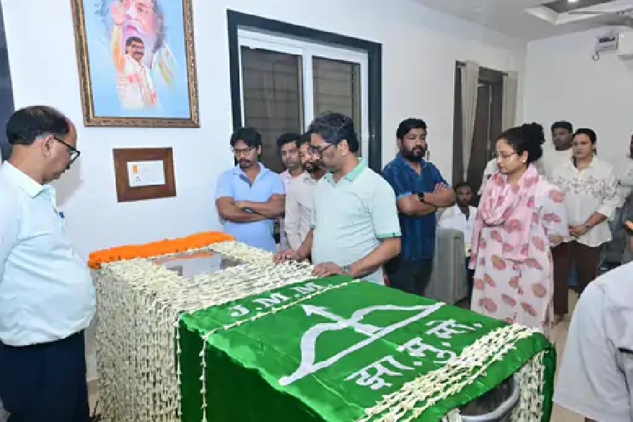 आज नेमरा में होगा रूपी सोरेन का अंतिम संस्कार, रांची आवास पर 9 बजे तक अंतिम दर्शन