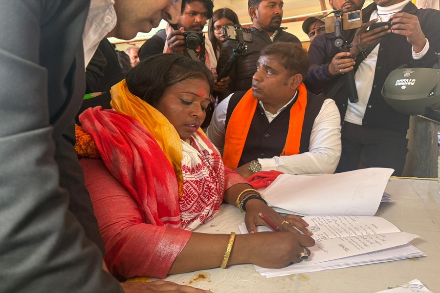 ीदेपोल.jpg