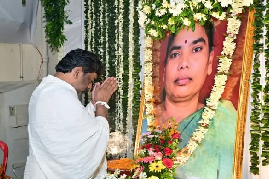 ‘मैं मां का ही अंश हूं, वह हर पल मेरे साथ हैं’, मां की याद में भावुक हुए हेमंत सोरेन