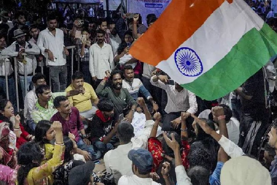 ेूह्ा.jpg